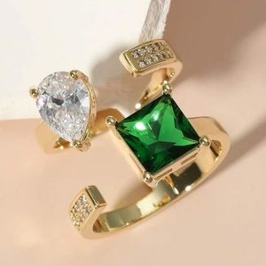 EMERALD GREEN GOLD ZIRCON RING